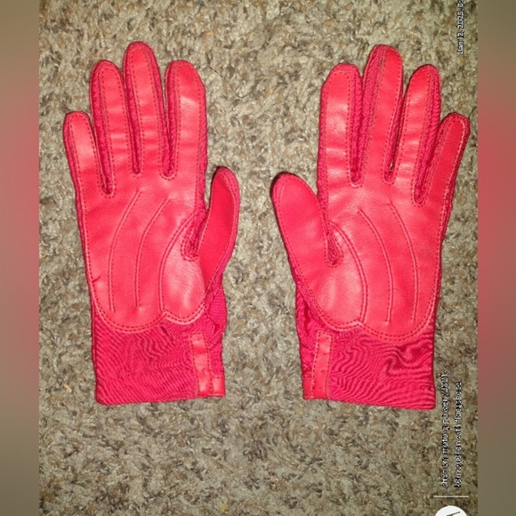 Vintage Hands Beautiful by Aris Isotoner Driving / Warm Up Gloves - Picture 2 of 8